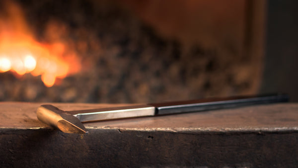 E Head Hunter Stamp - Welded Handle